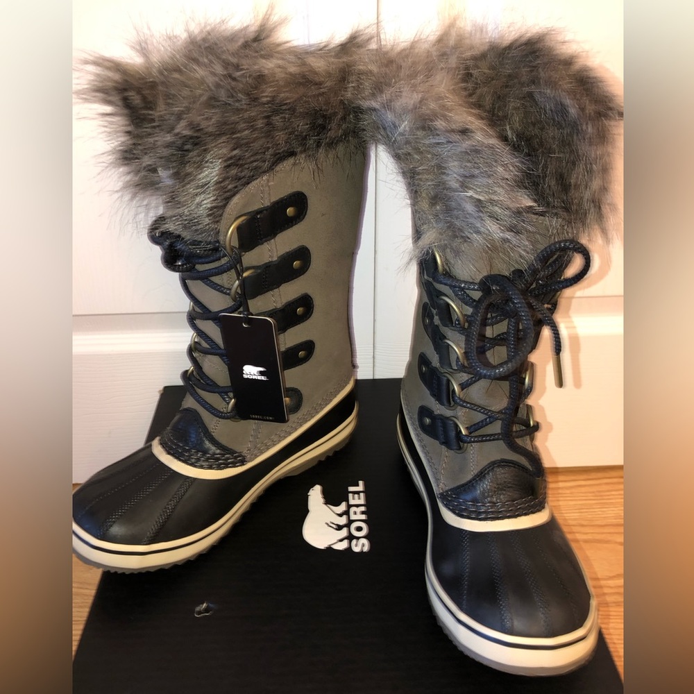 WOMEN'S JOAN OF ARCTIC™ BOOT